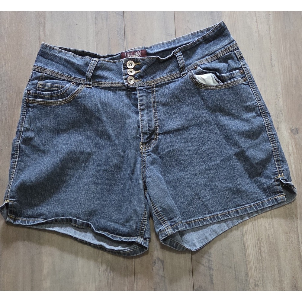Angels Blue Denim Y2K Jean Shorts Waist Sz 33 With 5" Inseam